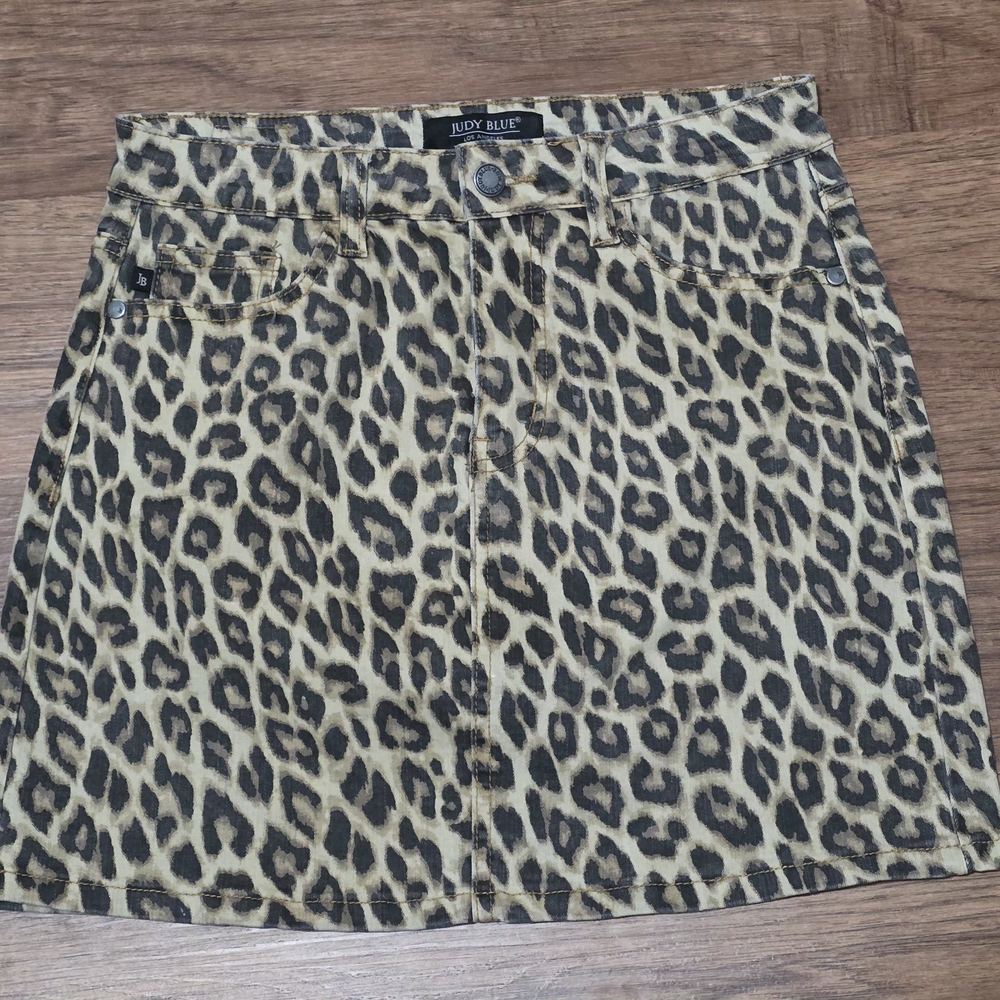 Judy Blue Leopard Print Skirt